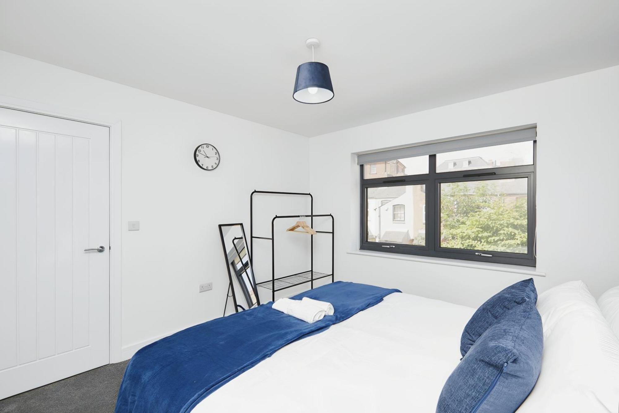 Modern Home In Derby City Centre - Free Gated Parking Exterior foto